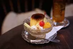 昭和へタイムスリップ？昔ながらのプリンを求めて本郷三丁目へ