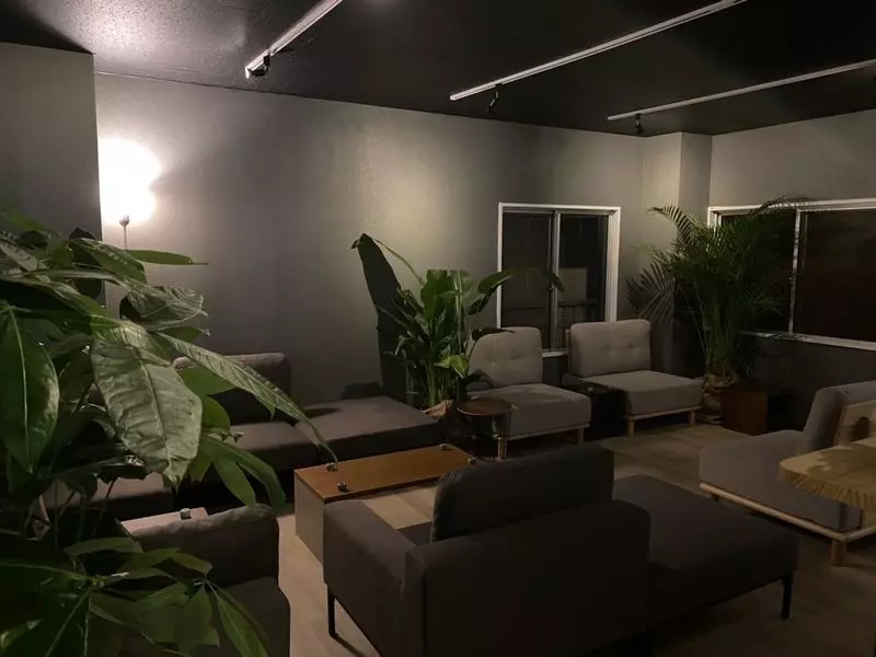 銀座シーシャハチミツ｜Ginza Shisha 888｜シーシャ初心者歓迎！全席ソファ席のおしゃれカフェ【PR】 2枚目