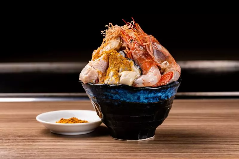 2大看板メニュー「北海こぼれ海鮮もんじゃ」と「鉄板しゃぶしゃぶ」が絶品！ 1枚目