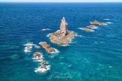 【北海道の絶景】積丹ブルーをみることができる神威岬をご紹介！