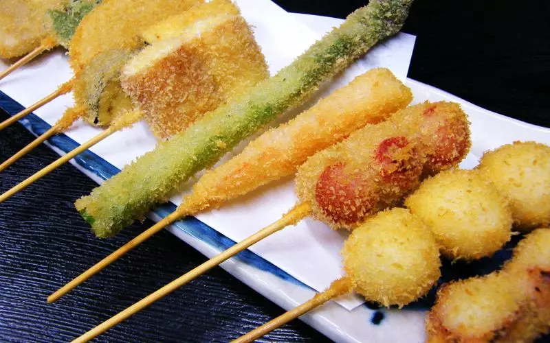 梅田で美味しい串カツを味わおう! 1枚目