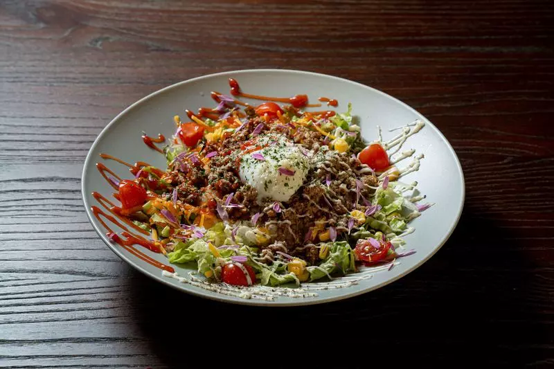 コースからアラカルトまで人気店シェフ監修のこだわりメニューが充実! 1枚目