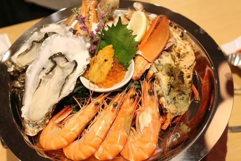 赤坂の人気グルメ 生牡蠣や海老料理を食べ放題で楽しめる「Crab Shrimp and Oyster」PR 2枚目