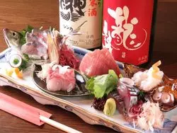 「海鮮酒場 シンパチキング」で仕事帰りに一杯！丸の内の人気居酒屋♪
