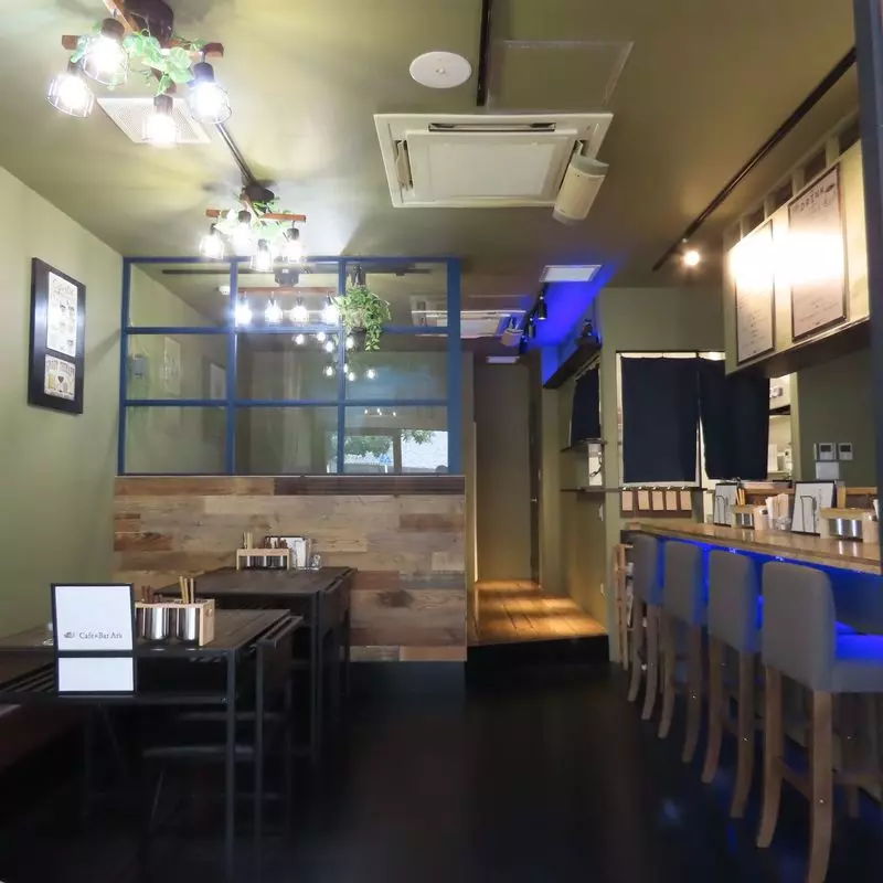 押上の穴場カフェ！おしゃれな空間で豊富なカフェ＆アルコールメニューを堪能『Cafe ＆ Bar Ark』PR 1枚目