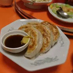 餃子が熱い！！観光客も訪れやすい、札幌中心部にある絶品餃子店♪