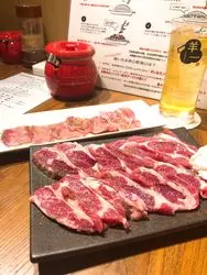 新宿エリアを楽しもう！ジューシーな絶品ラム肉を堪能♪