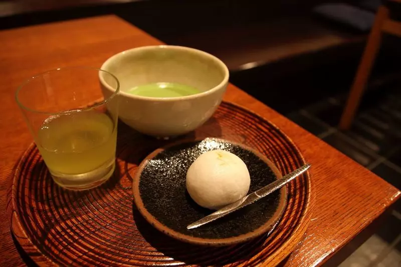 13. 【中京】京都の老舗、おいしい抹茶を味わえる「一保堂茶舗 京都本店」 2枚目