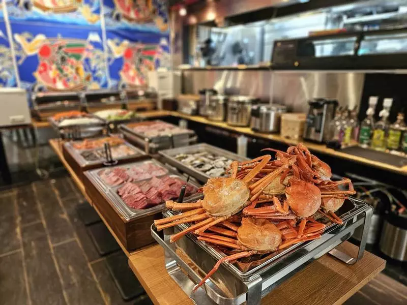 渋谷駅周辺｜渋谷で新鮮な海の幸が食べ放題！「海鮮バイキング＆浜焼きBBQ 玉手箱～tamatebako～」PR 1枚目