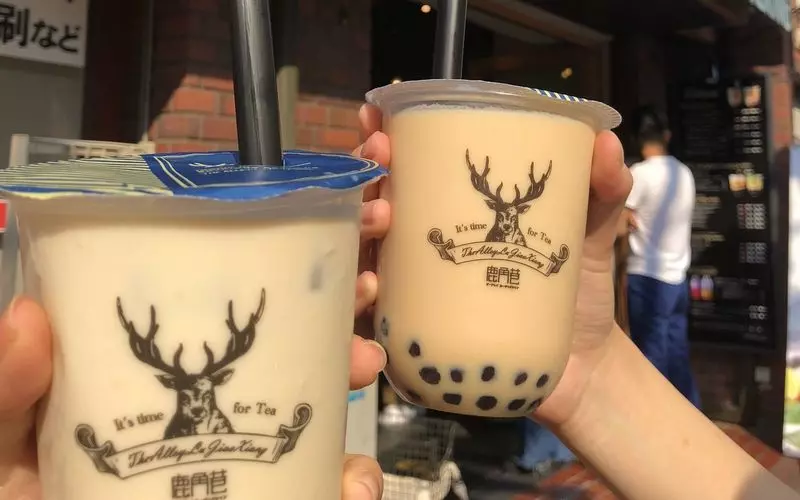 タピオカ片手に恵比寿散歩「THE ALLEY LUJIAOXIANG」 1枚目
