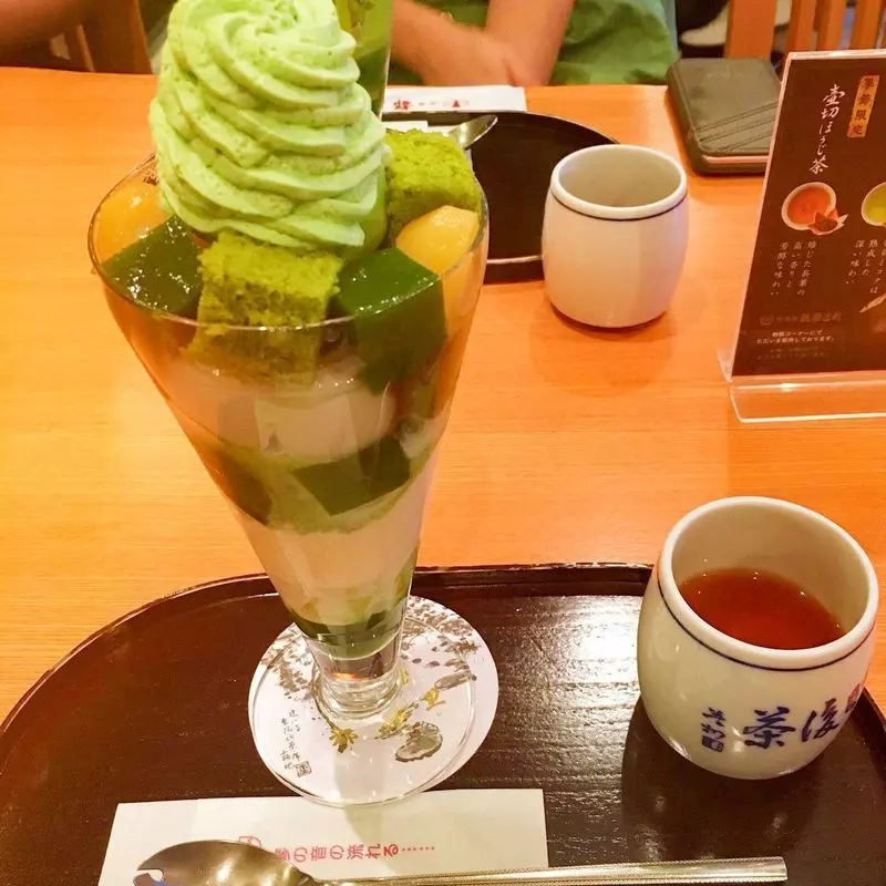 6.【丸の内】和風味が東京たのしめるパフェ！抹茶が美味しい「茶寮都路里 大丸東京店」 1枚目