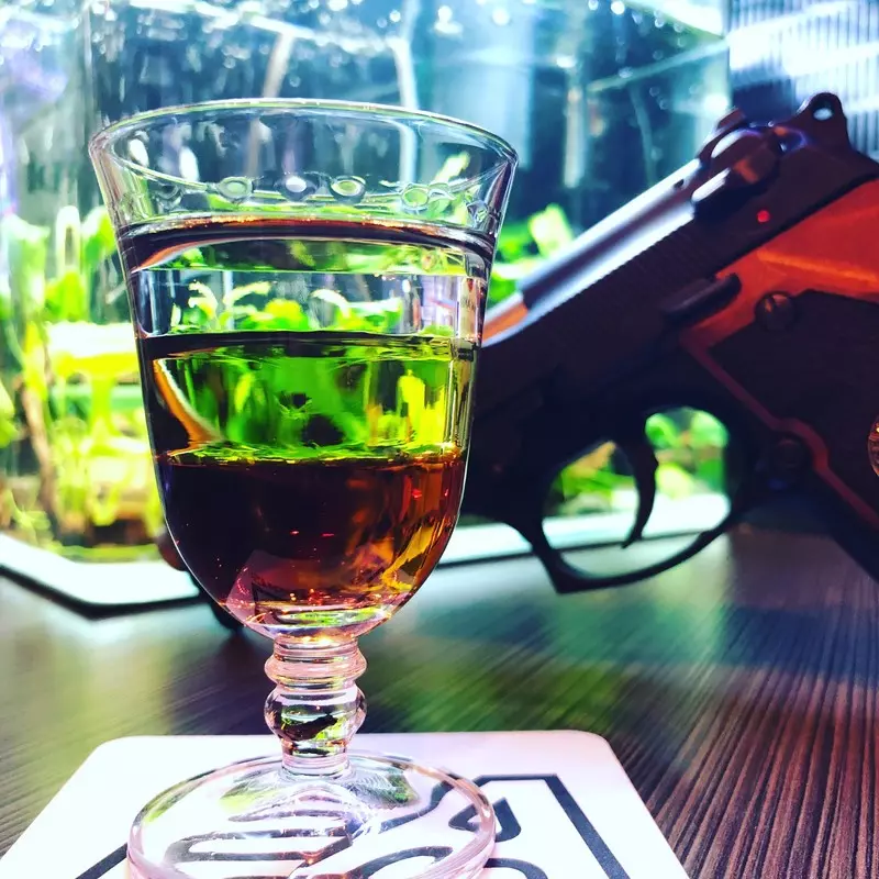 お酒と射撃を楽しむ新鮮な吉祥寺デートを満喫『Shooting Bar EA』PR 1枚目