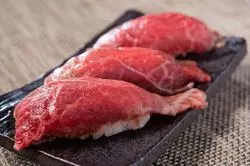【レッツ肉活】コスパ◎な「肉もつ屋 神坊」。ランチも飲み会もお任せあれ！
