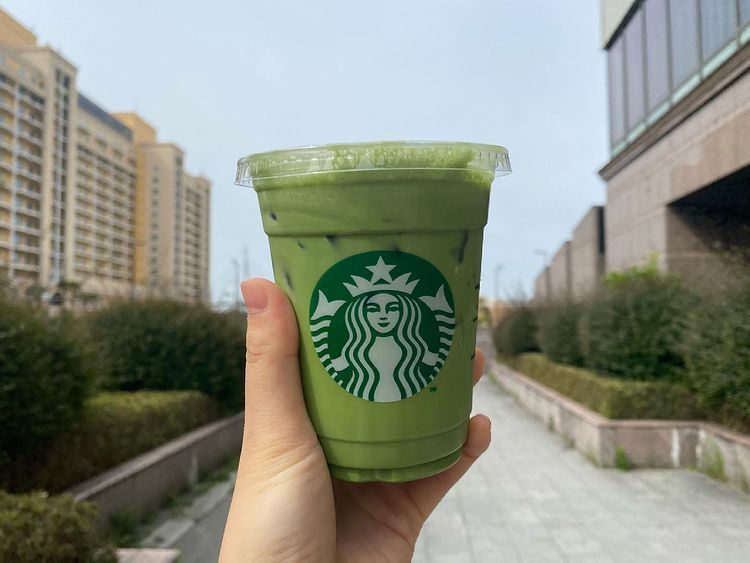 【2021】スタバの新作ドリンクのカロリー一覧！定番メニュー情報もありの画像