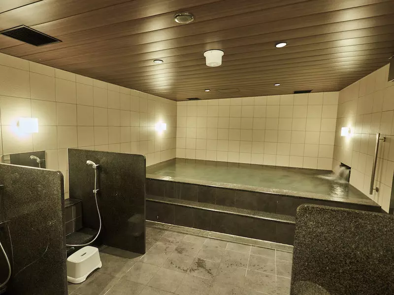 大浴場でのびのびリフレッシュ! 1枚目