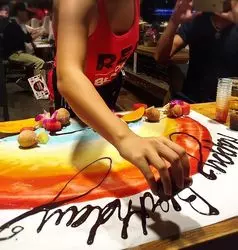【ハワイ】CRACKIN' KITCHEN♪手づかみシーフード♡