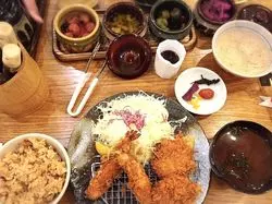 ハワイで和食！行列の人気店で日本の味を堪能♡