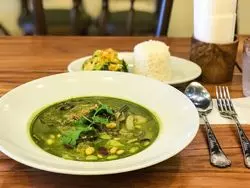 いつもと違った感じ？沖縄でバリ料理を食べてみよう！