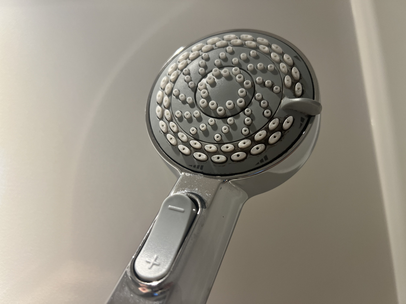 ホテルライクが自宅で叶う！QOLが上がるシャワーを「ホテル アンテルーム 那覇」で体験の画像