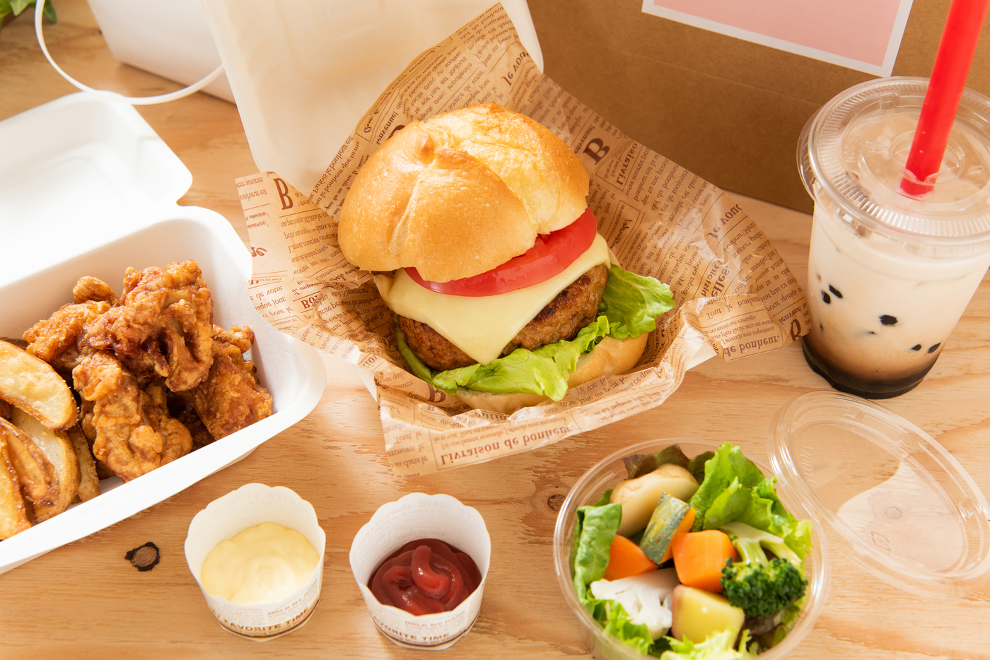 Uber Eats（ウーバーイーツ）のサポートセンターの問い合わせ先は？チャットでの連絡方法を解説の画像