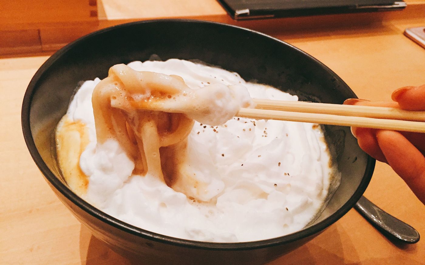 恵比寿で噂の白いカレーうどんは"初代"！店内から味までご紹介☆の画像