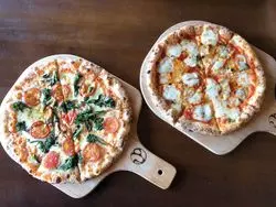 【秩父】大自然の中で！絶品釜焼きピザを食べよう☆
