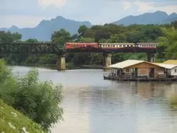 『戦場に架ける橋』の舞台！タイで自然と時間を楽しむ♡