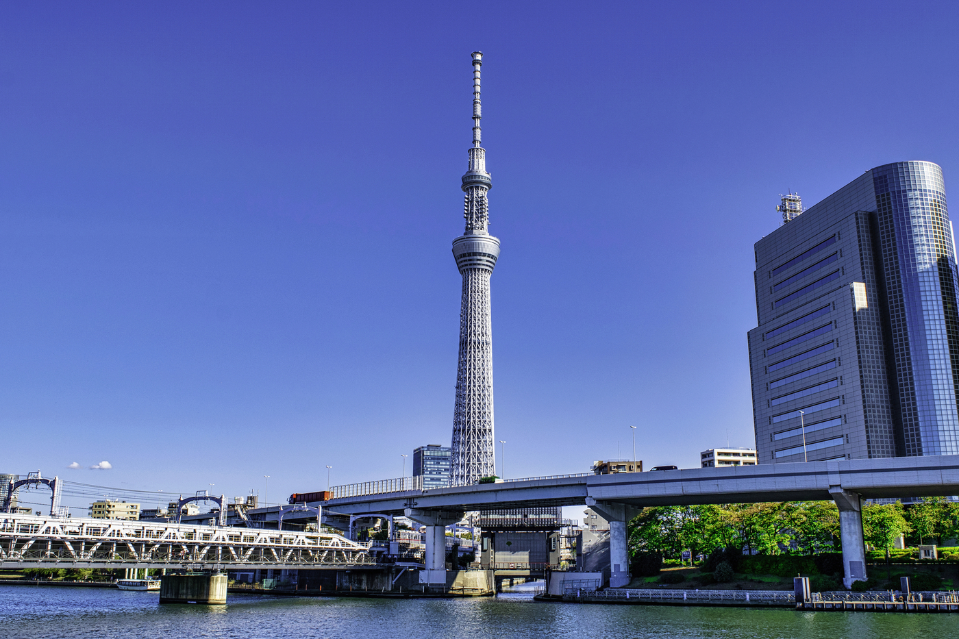 【2025年最新版】東京観光おすすめスポット34選｜絶対に外せない定番＆穴場の画像