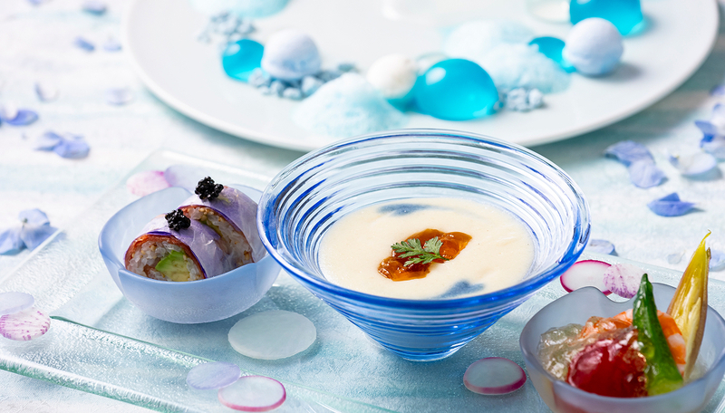 暑い夏を「MIZUIRO」をテーマにしたプロジェクションマッピングや料理で爽やかに楽しもう! 2枚目