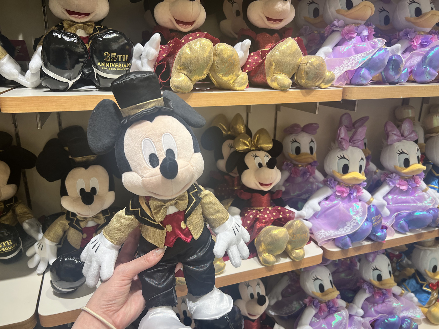 【潜入取材】『ディズニーストア 東京ディズニーリゾート店』が7/6(日)リニューアル！新店舗の様子や限定グッズを紹介の画像