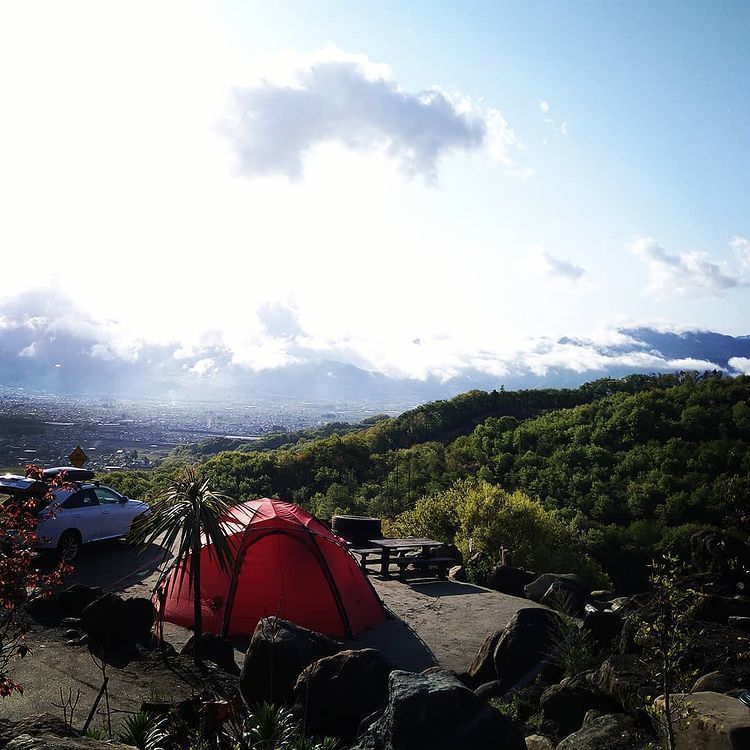 ゆるキャンで登場したモデル地を聖地巡礼 キャンプ場や山梨グルメも Aumo アウモ