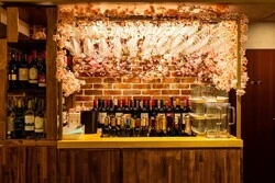 【八王子】カジュアルイタリアン『ESOLA八王子店』！世界のワイン約60種類が時間無制限で楽しめる