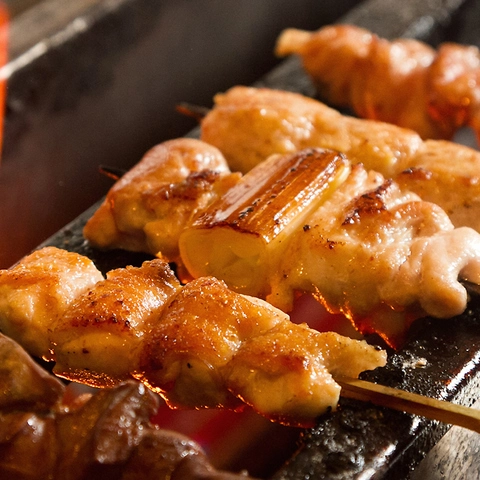 地鶏焼き鳥と全国各地の銘酒を堪能 1枚目