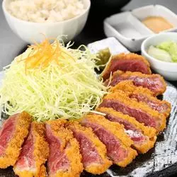 大阪に牛カツ旋風を巻き起こす！「牛カツ専門店 日本橋富士」が超おすすめ。