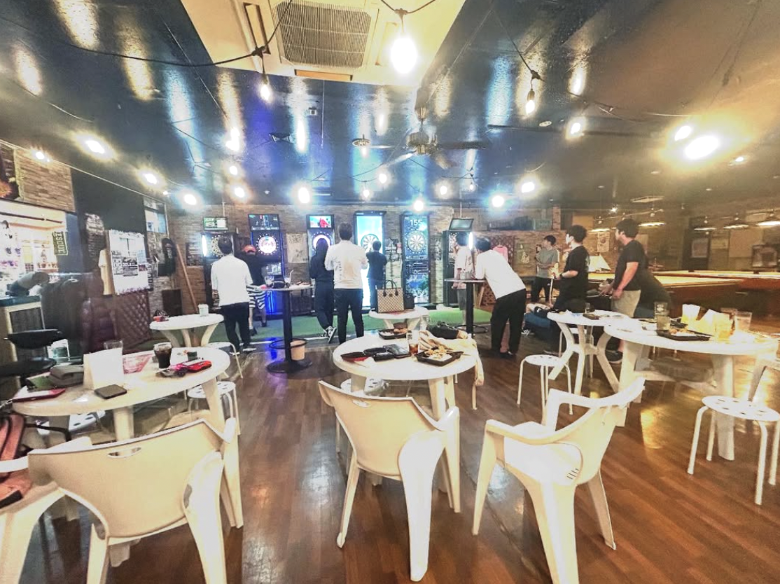 ダーツとビリヤードを楽しむなら金沢駅近くのスポーツバー｜ダーツ&ビリヤードバー バレット 野々市店の画像
