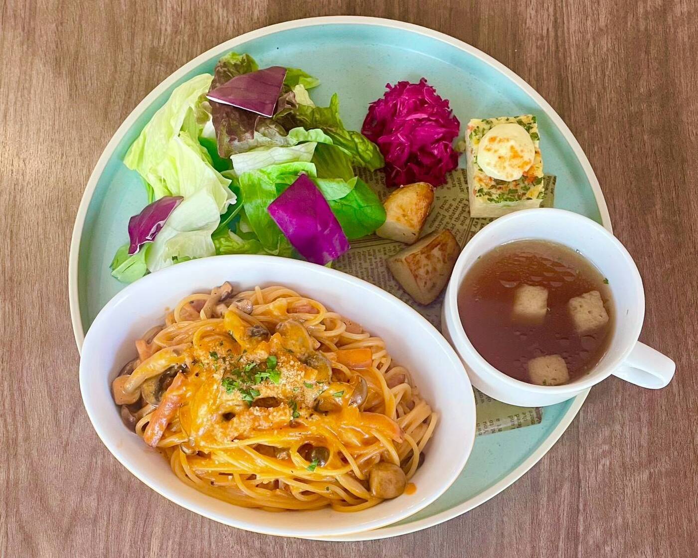 ペット同伴OK！麻布十番の新カフェでビジネスランチ｜Cafe&Bar TEN'sの画像