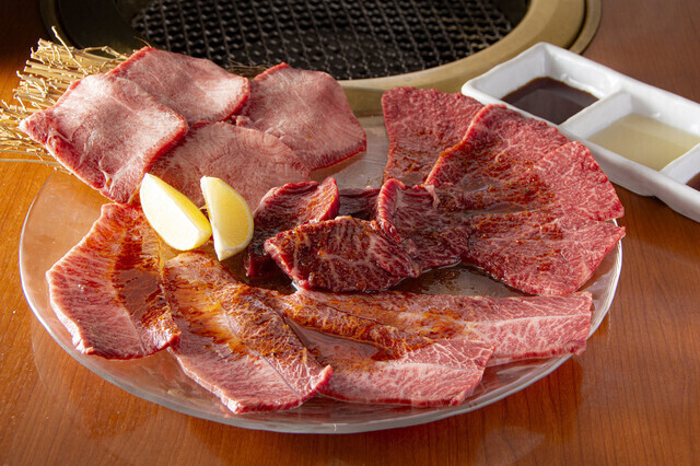平日ランチから仕事帰りの飲み会まで！豊洲で愛される本格焼肉・もつ鍋｜焼肉・もつ鍋 五臓六腑 豊洲店【公式】の画像