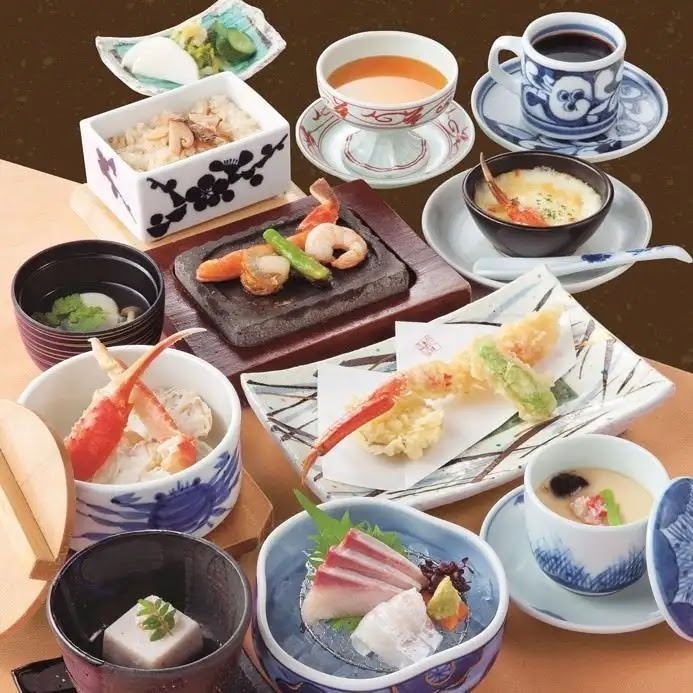 接待や記念日に！本厚木駅直結のかに専門店｜かにしげ 本厚木店の画像