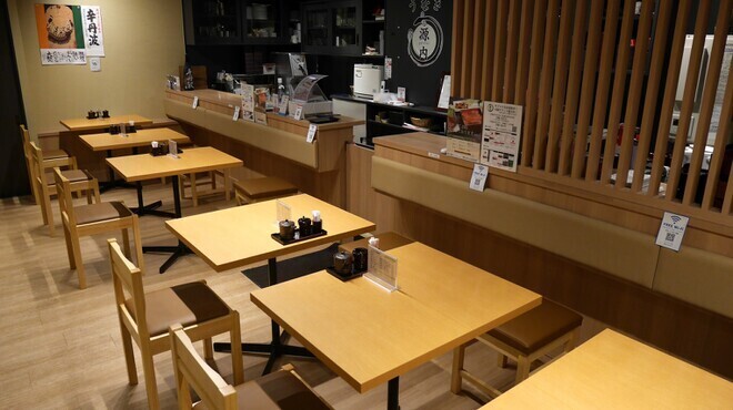 リーズナブルで本格的な鰻重を三宮で！神戸・三宮｜鰻 源内 三宮店の画像