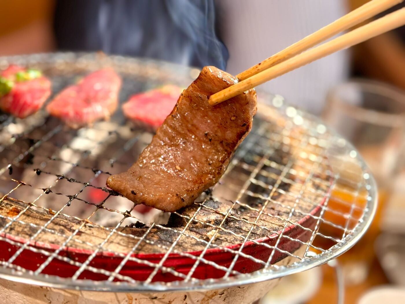 水曜日390円ホルモンが話題！神泉で味わう千葉産炭火焼きの醤油スタイル｜房総ホルモン 渋谷本店【公式】の画像