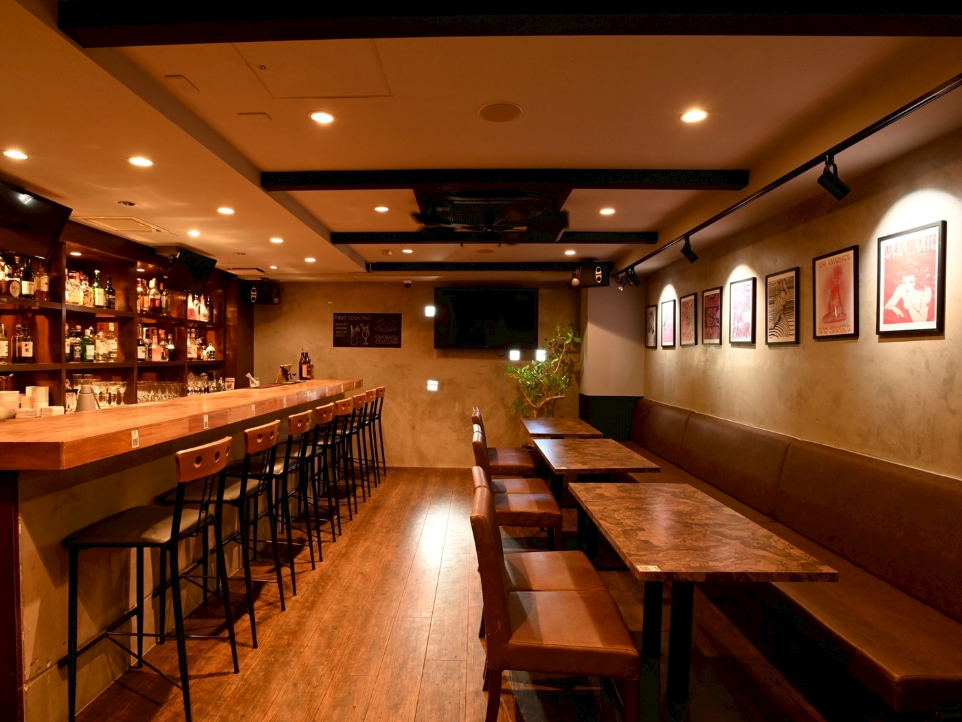 アットホームで賑やかな隠れ家バー｜bar.S東心斎橋【公式】の画像