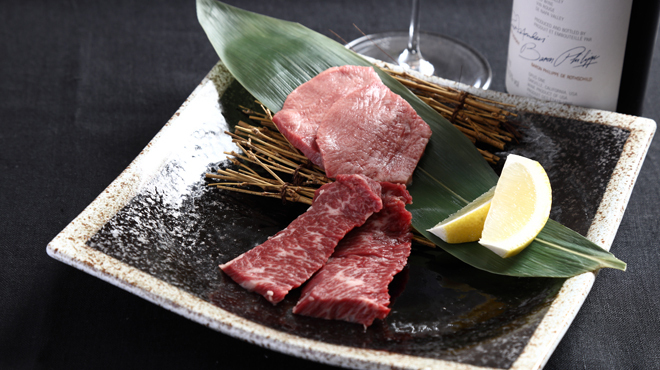 『焼肉 紬 五反田』松阪牛が愉しめる落ち着いた雰囲気の焼肉店の画像