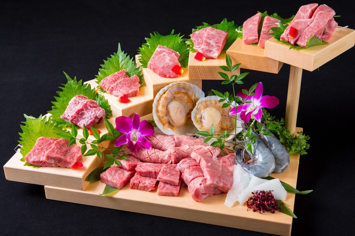 道頓堀で全席個室の本格焼肉を堪能｜焼肉 華道【公式】の画像