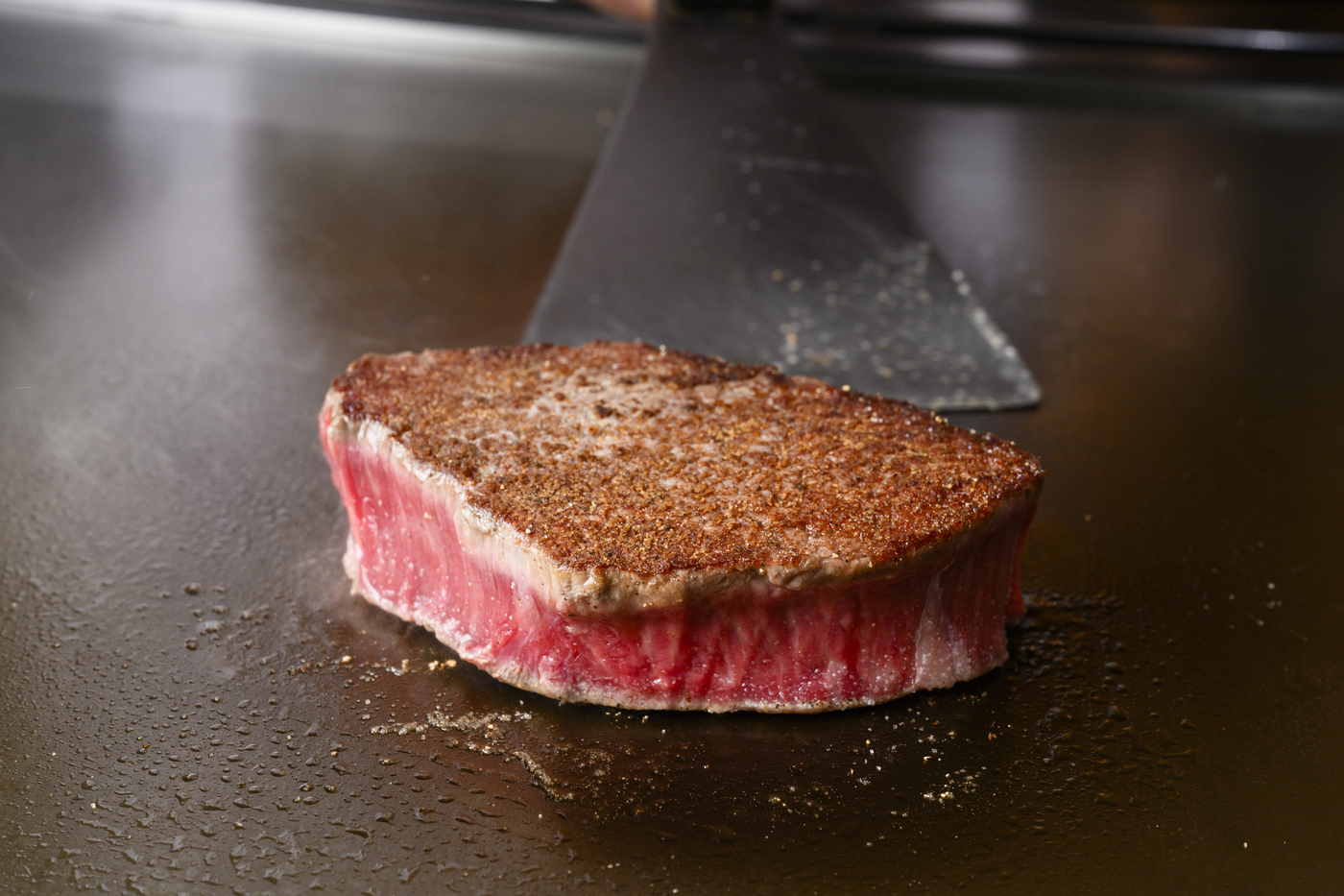 思い出に残る記念日の体験！銀座で松阪牛を味わう｜鉄板料亭 銀座まつさかの画像