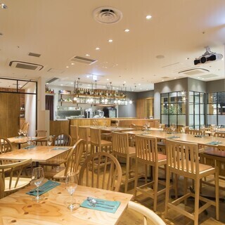モチモチ生パスタで女子会も記念日も！池袋｜生パスタ＆ワインバル ビアージョ WACCA池袋店の画像