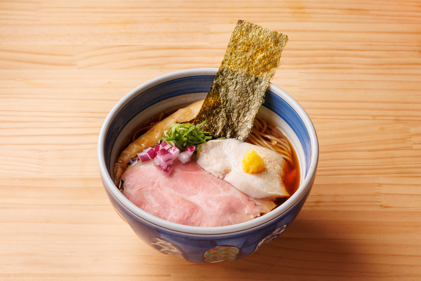 京都で伝統と革新の味を啜る！二条城近くの新店｜麺屋 啜る【公式】の画像