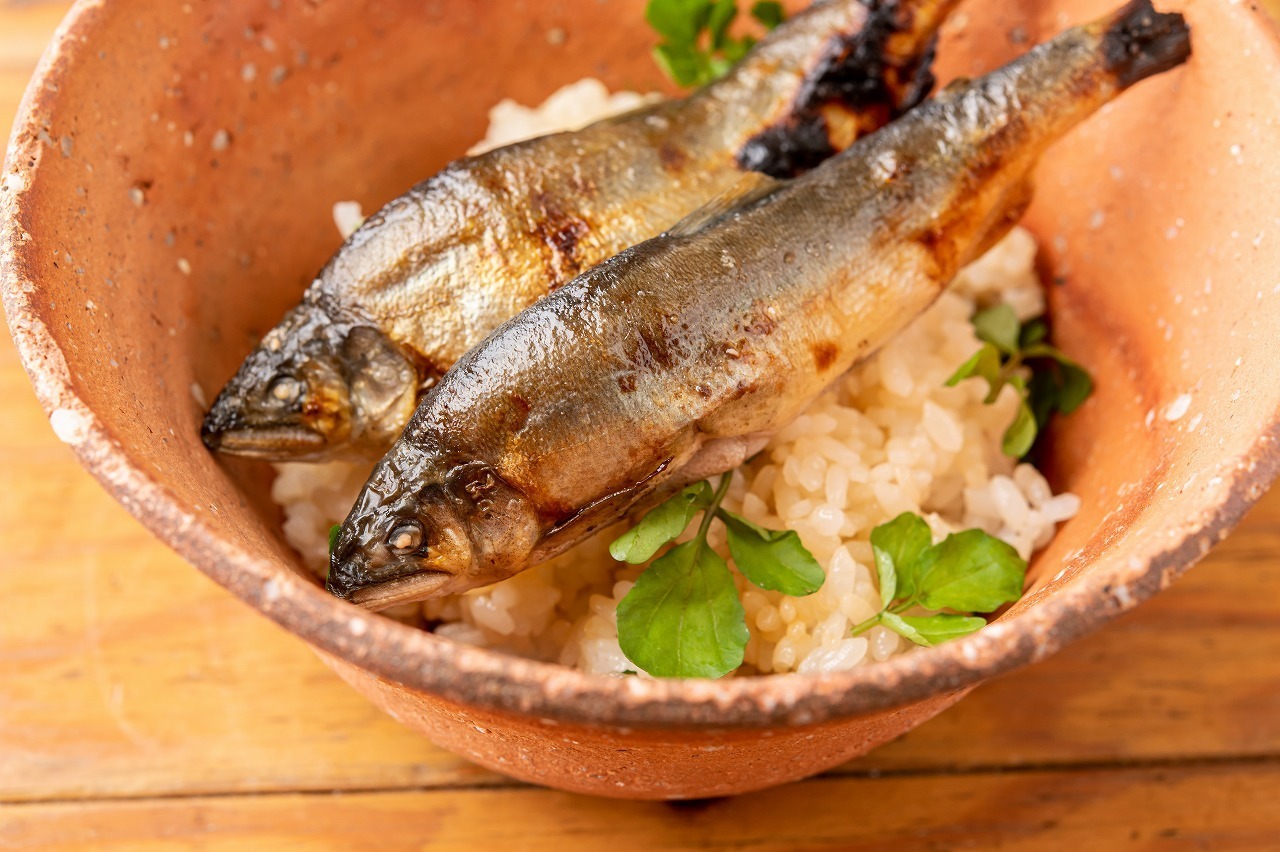 接待や会食にぴったり！北新地で味わう本格ろばた焼き｜浪花ろばた 頂鯛 北新地店【公式】の画像