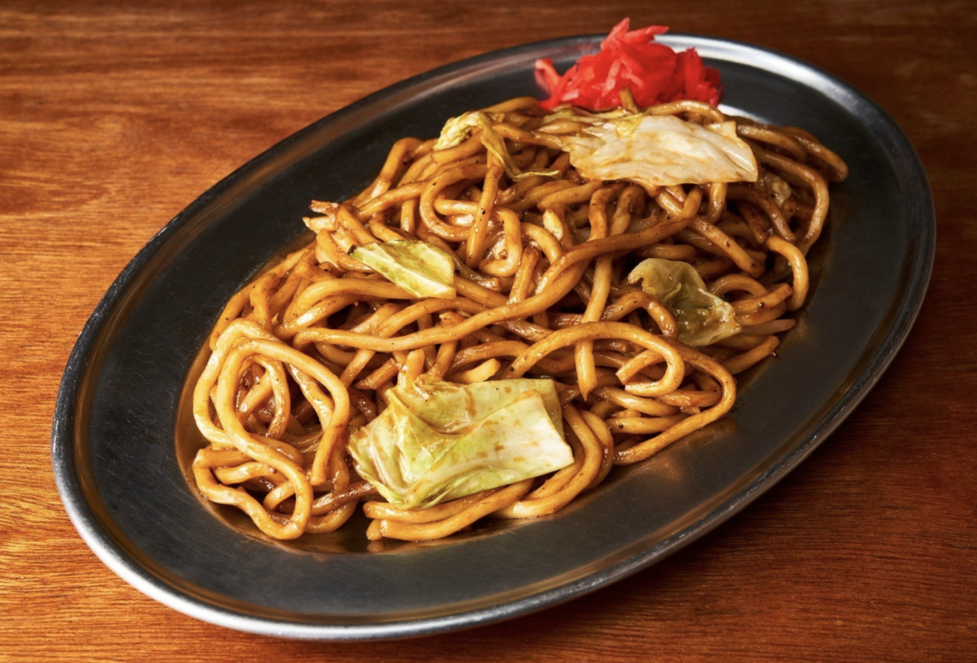 ランチも締めも！横浜駅直結で楽しむ本格焼きそば｜横浜焼きそばセンターまるき 横浜アソビル店【公式】の画像