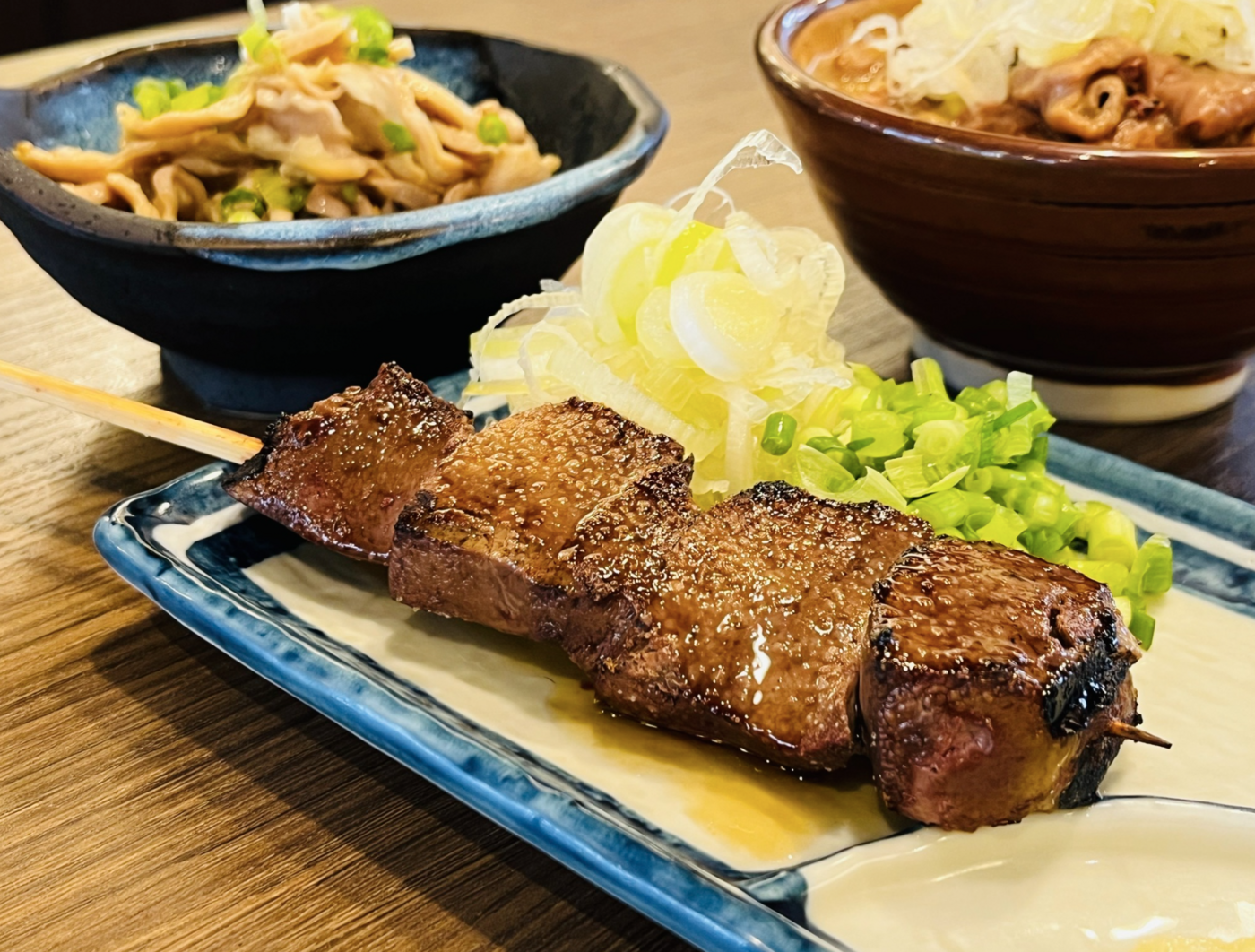 女子会や気軽な飲み会にぴったり！吉祥寺南口｜紅とん 吉祥寺南口店【公式】の画像