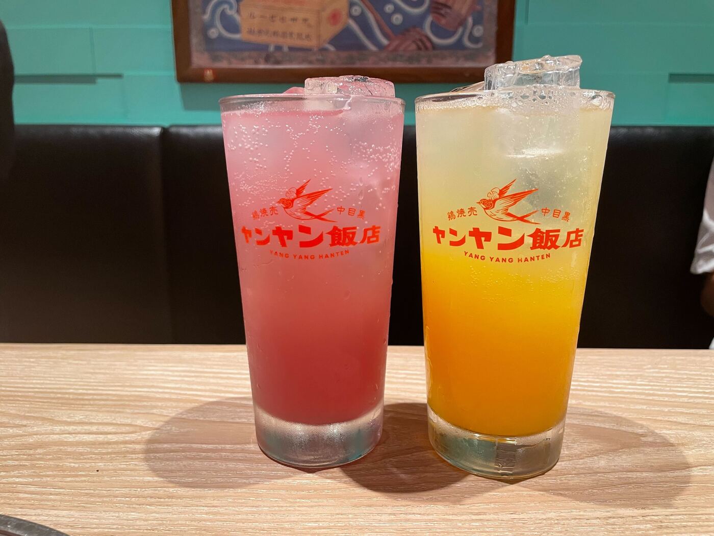 新橋ランチ・飲み会なら手作り焼売と台湾夜市！新橋｜鶏中華 ヤンヤン飯店 新橋一丁目店【公式】の画像